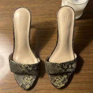 LPA heels